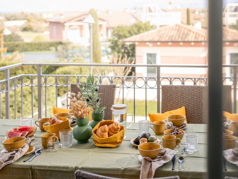 Marula-Garda-Frühstück-Balkon